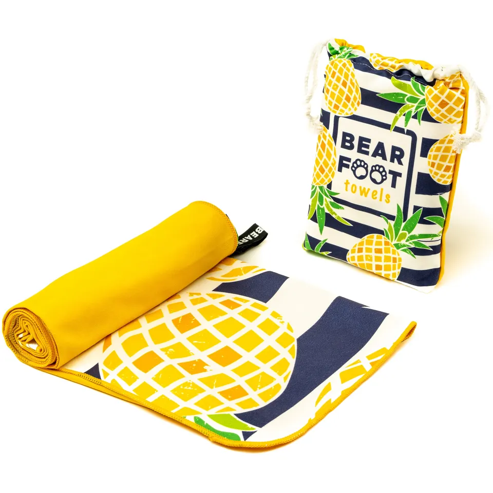 bearfoot-strandt-cher-mikrofaser-strandhandtuch-ananas-gelb-160x80cm image 1